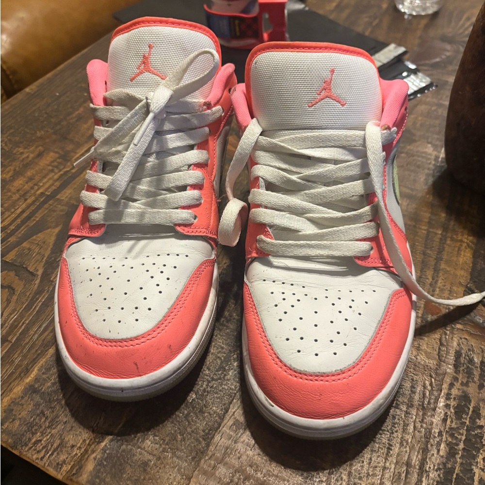 Size 10 - Air Jordan 1 SE Low Lava Glow FN6772-671